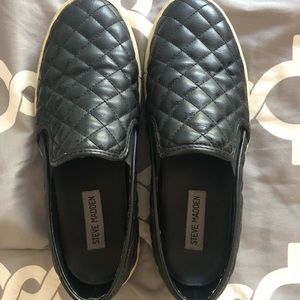 Steve Madden Black slip on sneakers